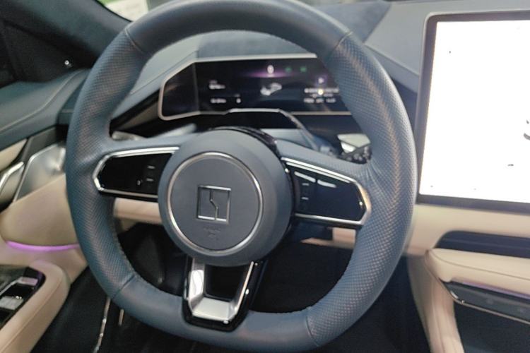 Used Zeekr 001 2023 WE Edition 86 kWh Steering Wheel