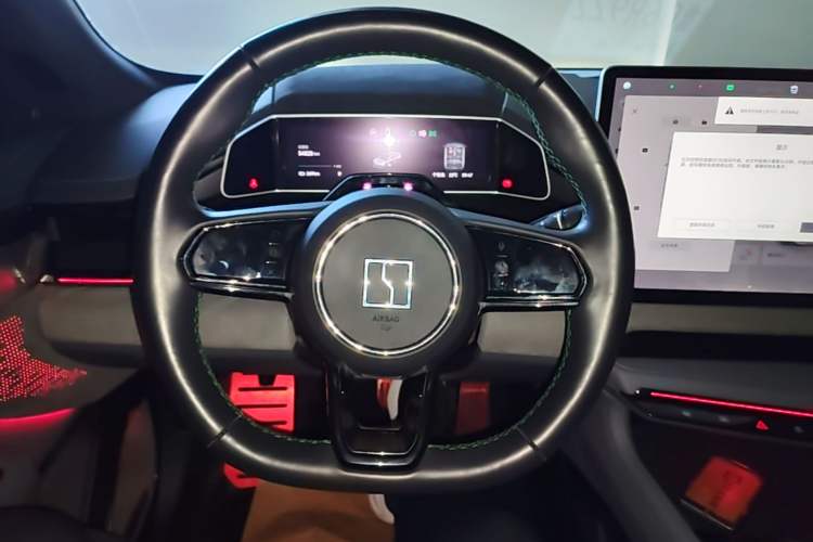 Used Zeekr 001 2023 WE Edition 86 kWh Steering Wheel