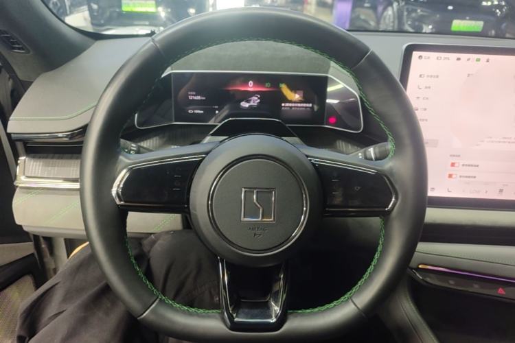 Used Zeekr 001 2023 WE Edition 86 kWh Steering Wheel