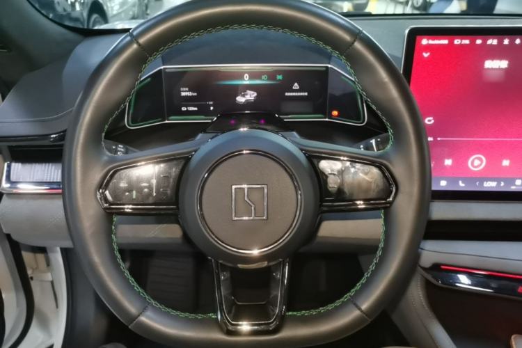 Used Zeekr 001 2023 WE Edition 86 kWh Steering Wheel