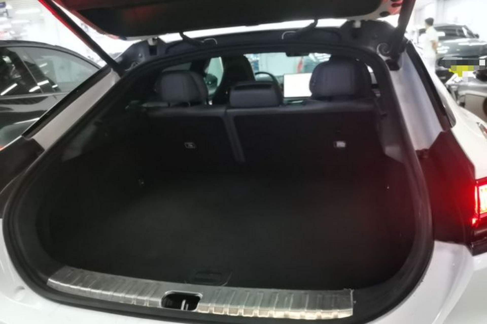 Used Zeekr 001 2023 WE Edition 100 kWh Trunk