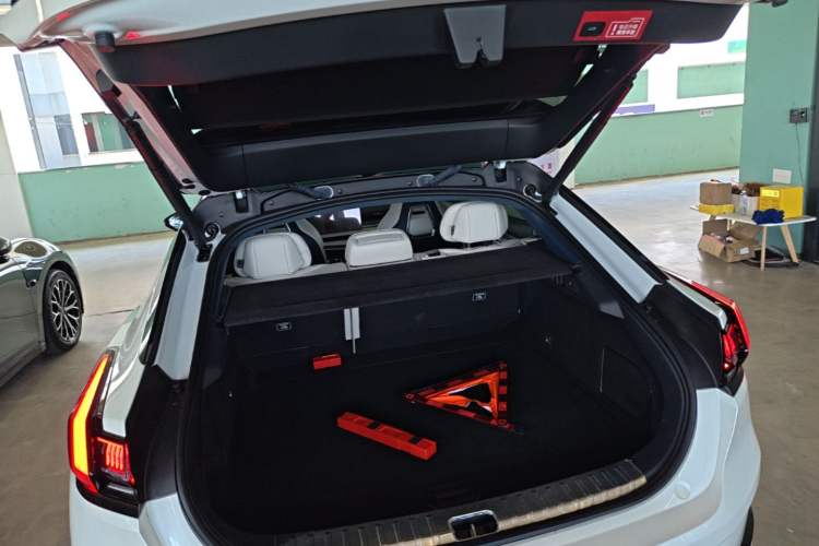 Used Zeekr 001 2023 WE Edition 100 kWh Trunk