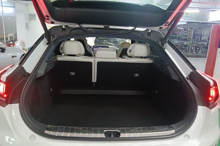Used Zeekr 001 2023 WE Edition 86 kWh Trunk