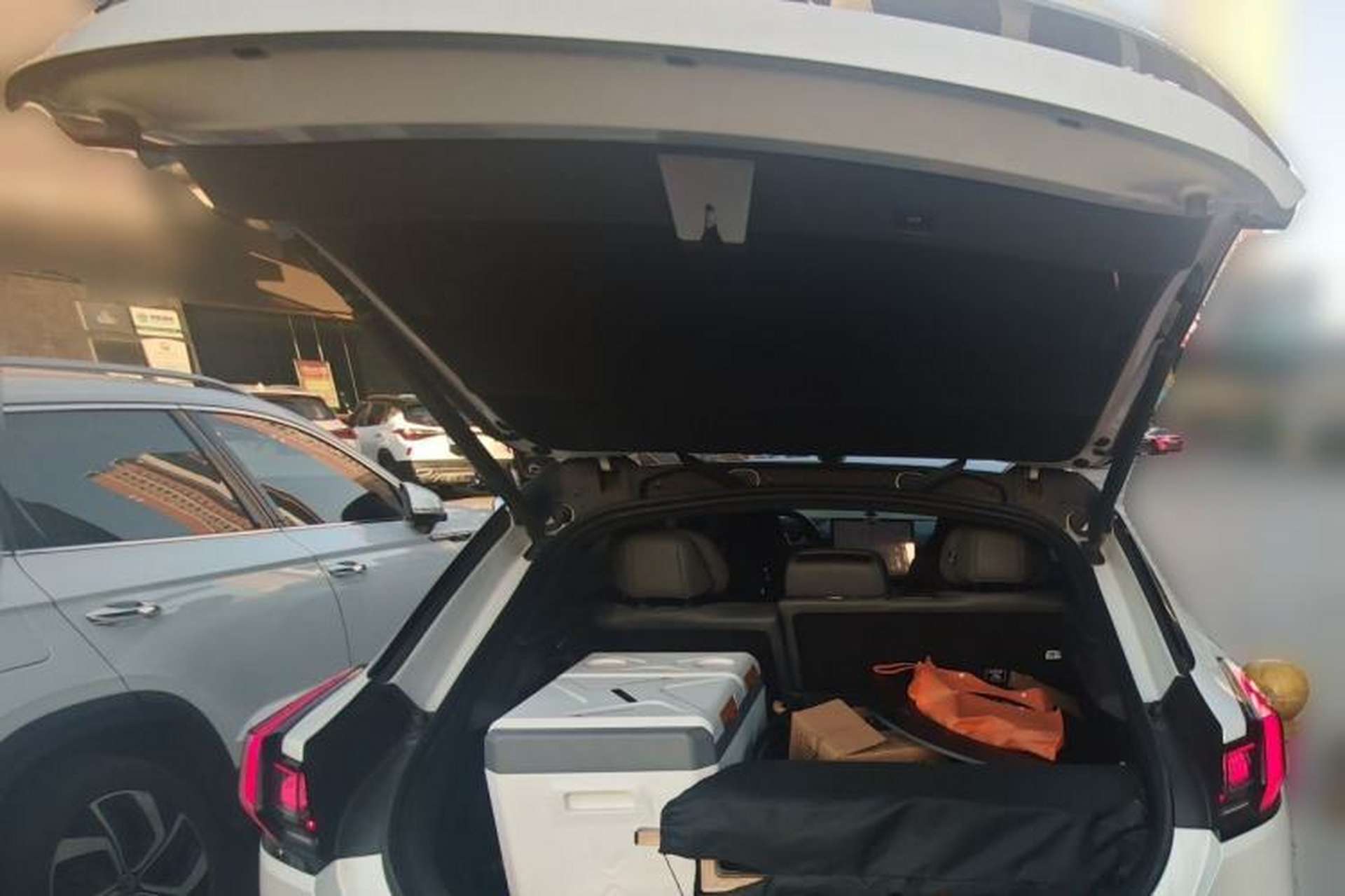 Used Zeekr 001 2023 WE Edition 86 kWh Trunk