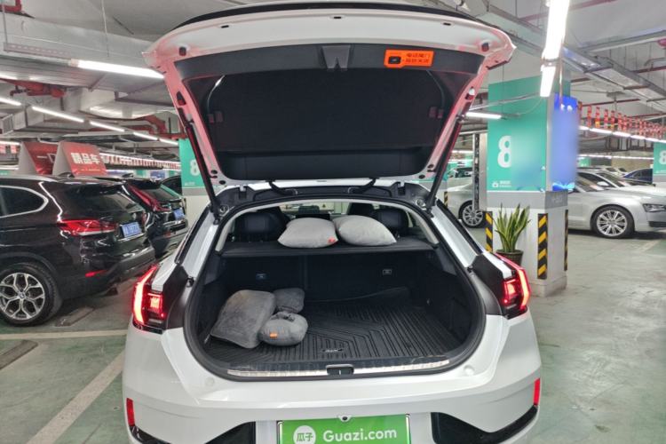 Used Zeekr 001 2023 WE Edition 86 kWh Trunk