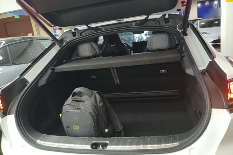 Used Zeekr 001 2023 WE Edition 86 kWh Trunk