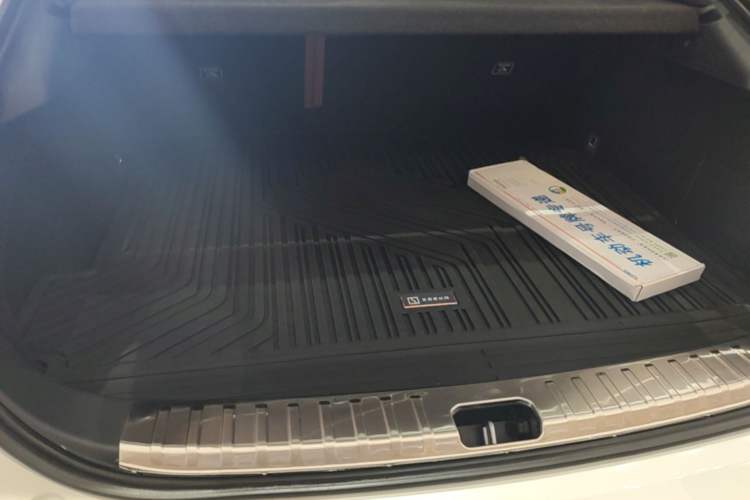 Used Zeekr 001 2023 WE Edition 86 kWh Trunk