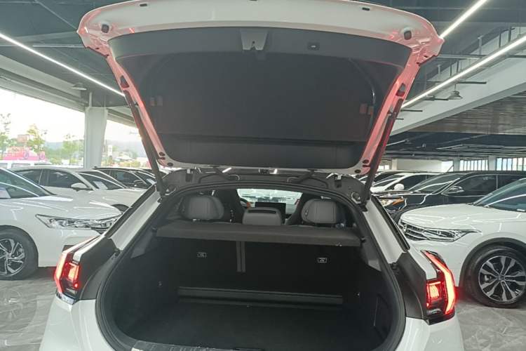 Used Zeekr 001 2023 WE Edition 86 kWh Trunk