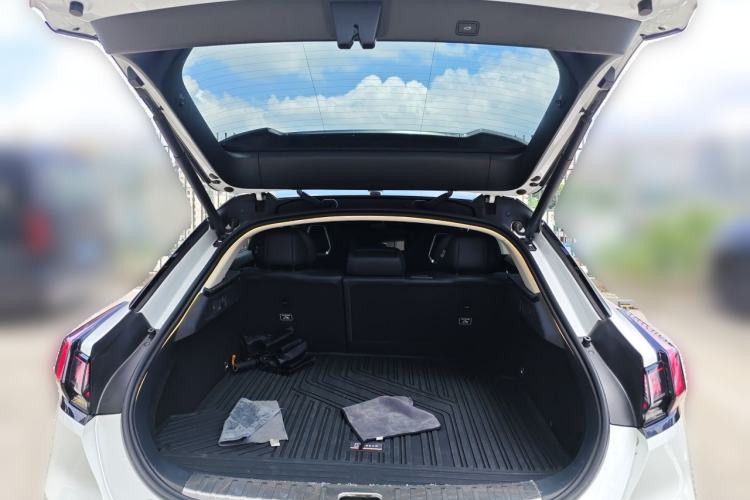 Used Zeekr 001 2023 WE Edition 100 kWh Trunk