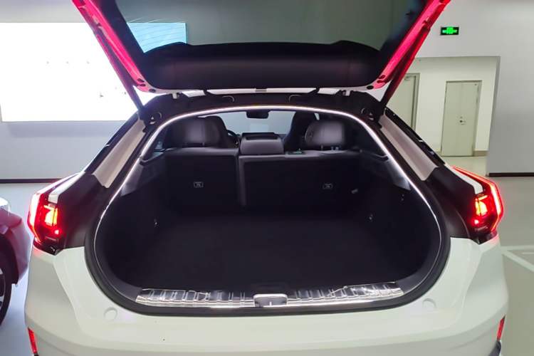 Used Zeekr 001 2023 WE Edition 86 kWh Trunk