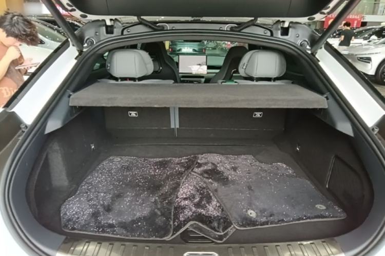 Used Zeekr 001 2023 WE Edition 86 kWh Trunk