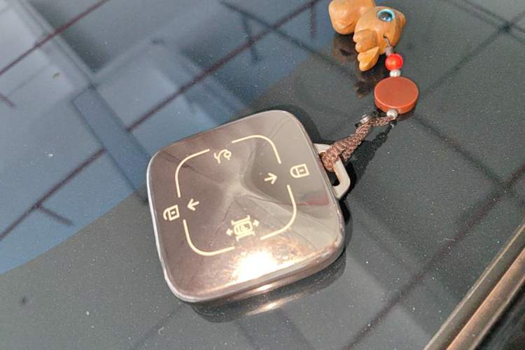 Used Zeekr 001 2023 WE Edition 86 kWh Vehicle Key