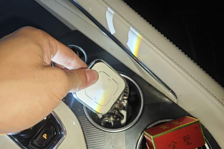 Used Zeekr 001 2023 WE Edition 100 kWh Vehicle Key