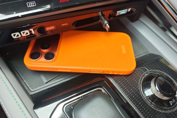 Used Zeekr 001 2023 WE Edition 86 kWh Vehicle Key