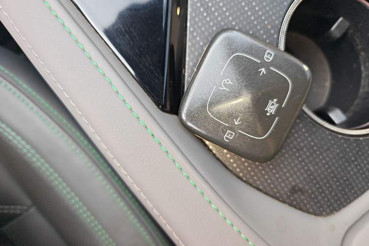 Used Zeekr 001 2023 WE Edition 100 kWh Vehicle Key