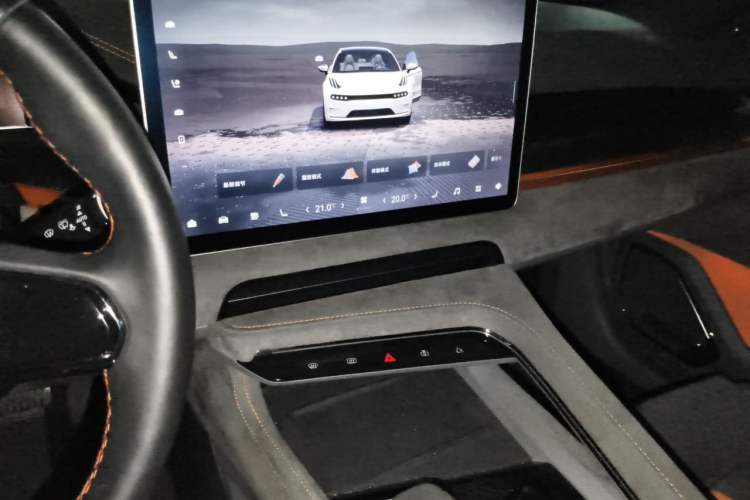 Used Zeekr 001 2023 ME Edition 100 kWh Audio And AC Panel