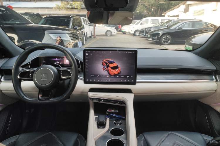 Used Zeekr 001 2023 YOU Edition 100 kWh Center Console