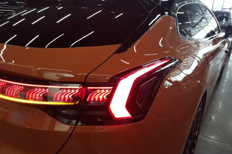 Used Zeekr 001 2023 YOU Edition 100 kWh Exterior 3