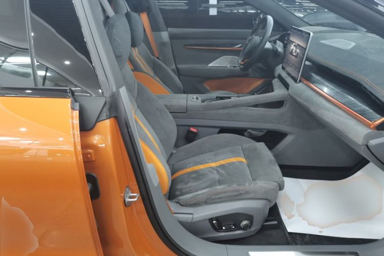 Used Zeekr 001 2023 YOU Edition 100 kWh Right Front Seat