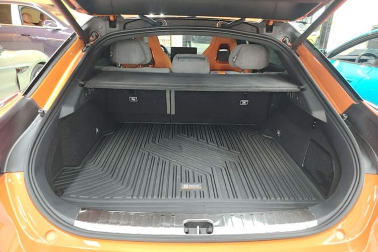 Used Zeekr 001 2023 YOU Edition 100 kWh Trunk