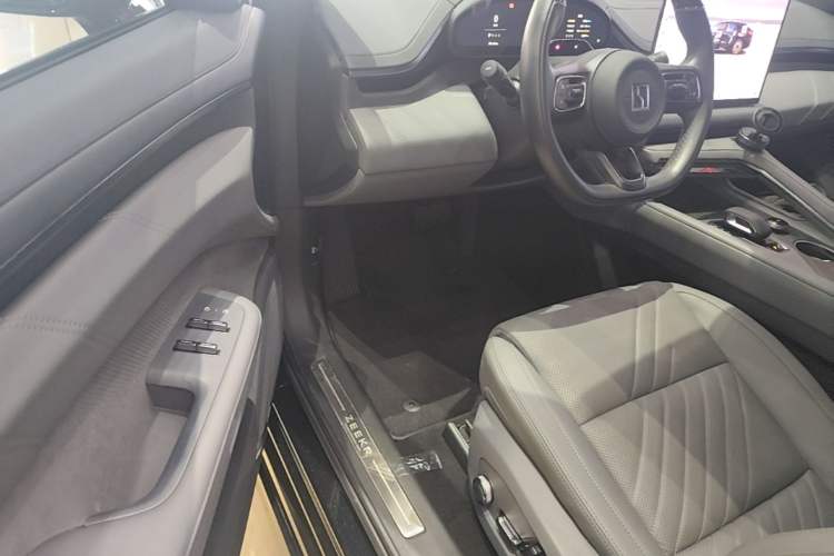 Used Zeekr 001 2024 WE Edition 100 kWh Rear-Drive Driver Seat