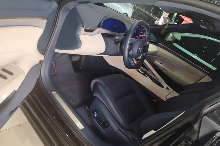 Used Zeekr 001 2024 WE Edition 95 kWh All-Wheel Drive Driver Seat