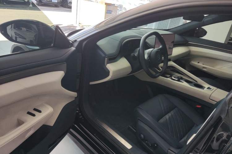 Used Zeekr 001 2024 ME Edition 100 kWh All-Wheel Drive Driver Seat