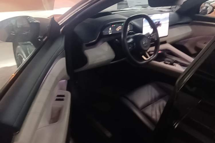 Used Zeekr 001 2024 WE Edition 95 kWh All-Wheel Drive Driver Seat