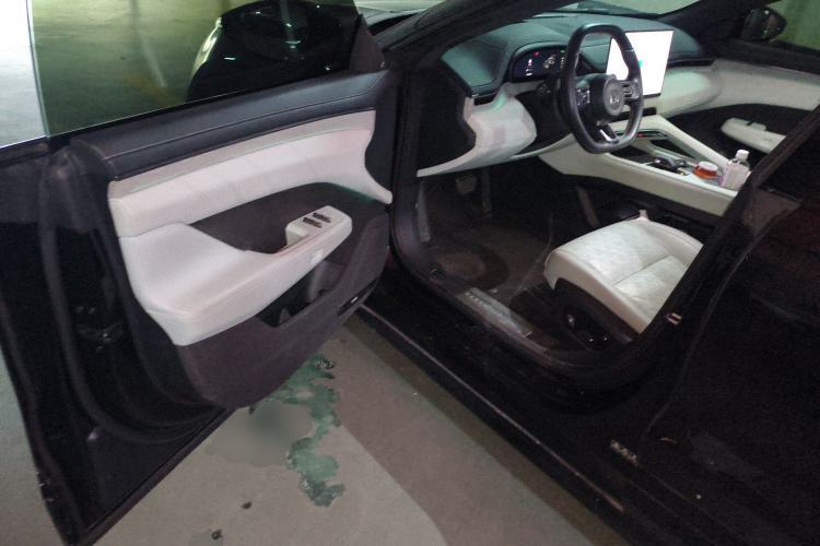 Used Zeekr 001 2024 WE Edition 95 kWh All-Wheel Drive Driver Seat