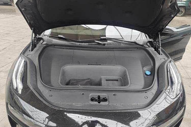 Used Zeekr 001 2024 YOU Edition 100 kWh All-Wheel Drive Engine Bay