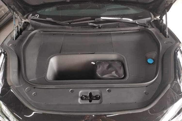 Used Zeekr 001 2024 ME Edition 100 kWh All-Wheel Drive Engine Bay