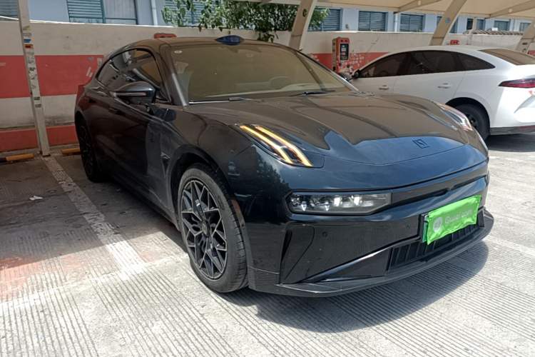 Used Zeekr 001 2024 WE Edition 100 kWh Rear-Drive Exterior 1