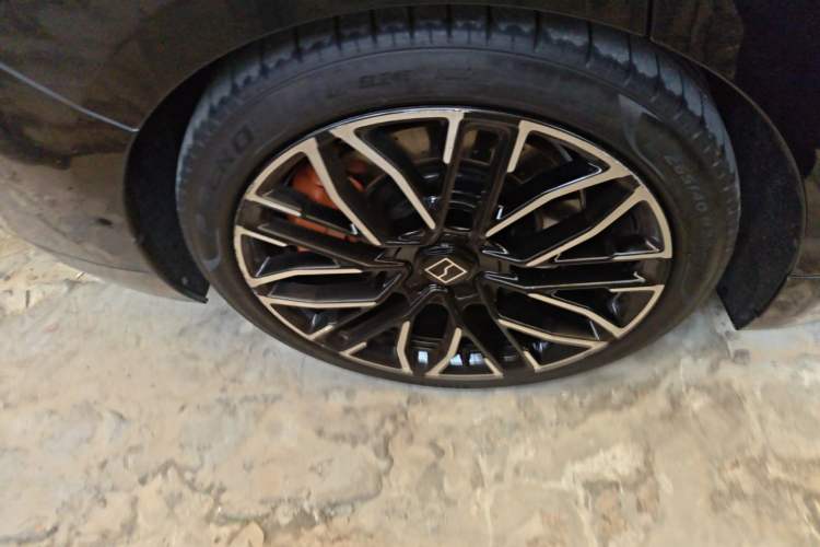 Used Zeekr 001 2024 YOU Edition 100 kWh All-Wheel Drive Exterior 2