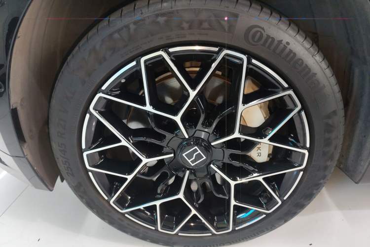 Used Zeekr 001 2024 ME Edition 100 kWh All-Wheel Drive Exterior 4