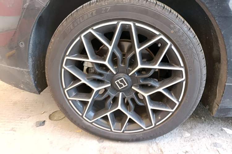 Used Zeekr 001 2024 WE Edition 100 kWh Rear-Drive Exterior 5