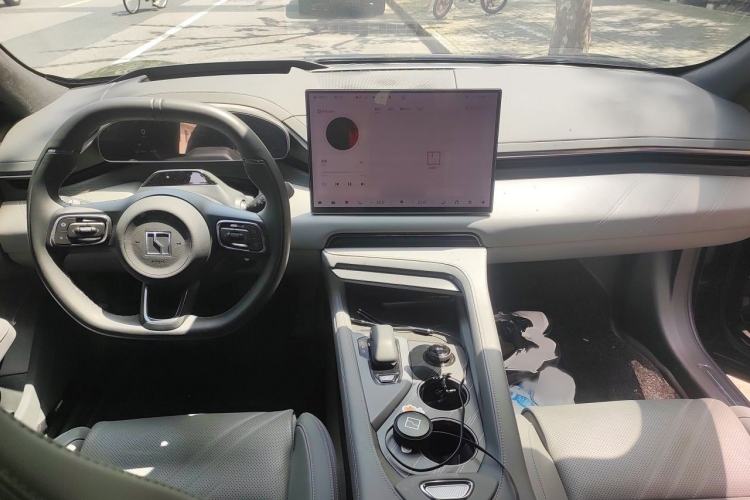Used Zeekr 001 2024 ME Edition 100 kWh All-Wheel Drive Interior 2