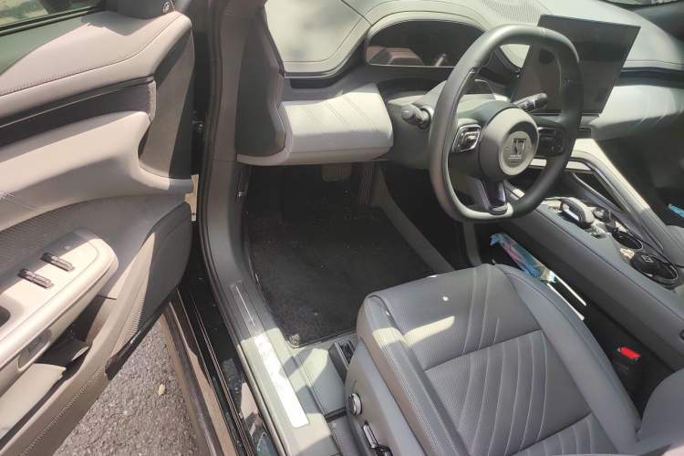 Used Zeekr 001 2024 ME Edition 100 kWh All-Wheel Drive Interior 3