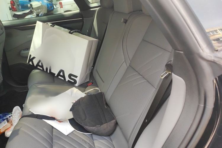 Used Zeekr 001 2024 ME Edition 100 kWh All-Wheel Drive Interior 4