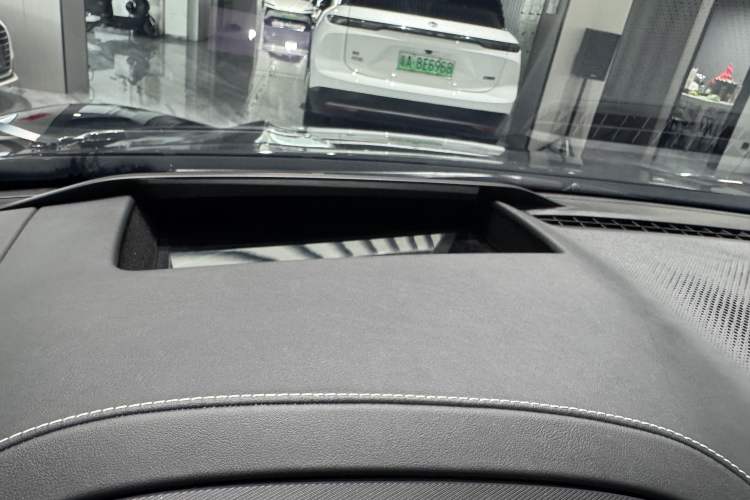 Used Zeekr 001 2024 YOU Edition 100 kWh All-Wheel Drive Interior 7