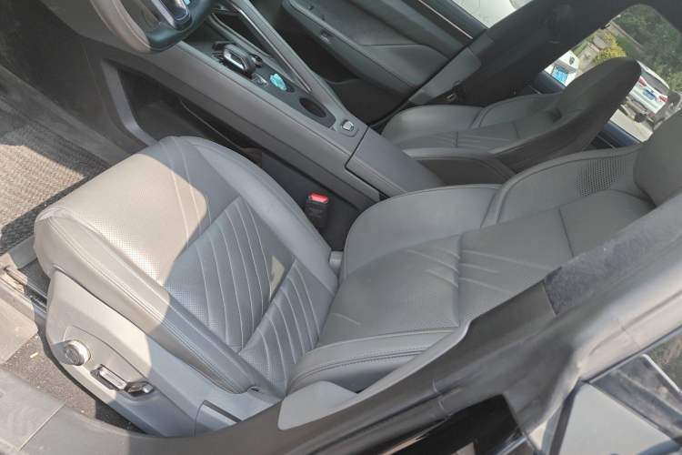 Used Zeekr 001 2024 WE Edition 95 kWh All-Wheel Drive Left Front Seat