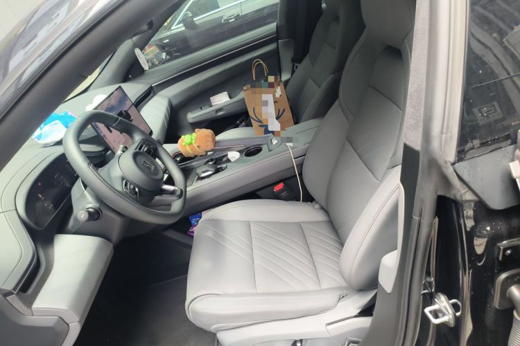 Used Zeekr 001 2024 WE Edition 95 kWh All-Wheel Drive Left Front Seat