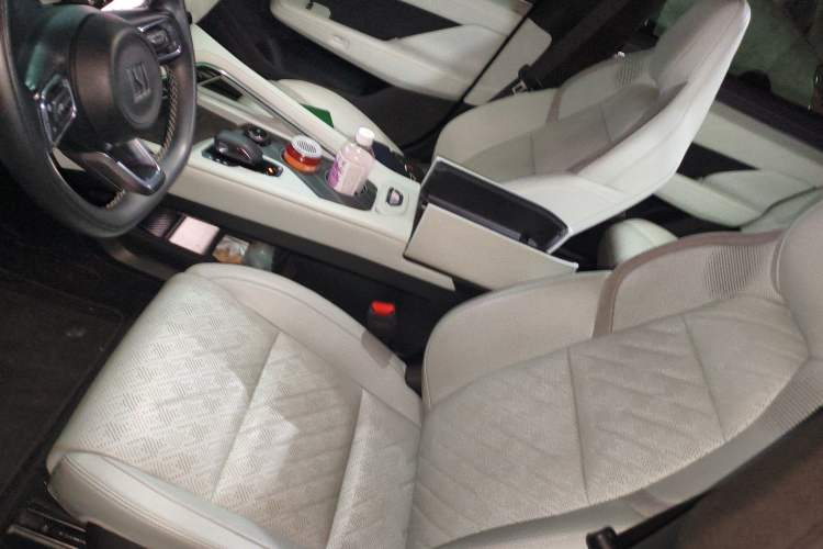 Used Zeekr 001 2024 WE Edition 95 kWh All-Wheel Drive Left Front Seat