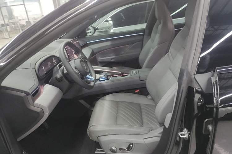 Used Zeekr 001 2024 WE Edition 100 kWh Rear-Drive Left Front Seat