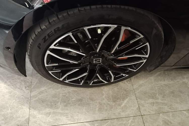 Used Zeekr 001 2024 YOU Edition 100 kWh All-Wheel Drive Left Front Wheel Hub