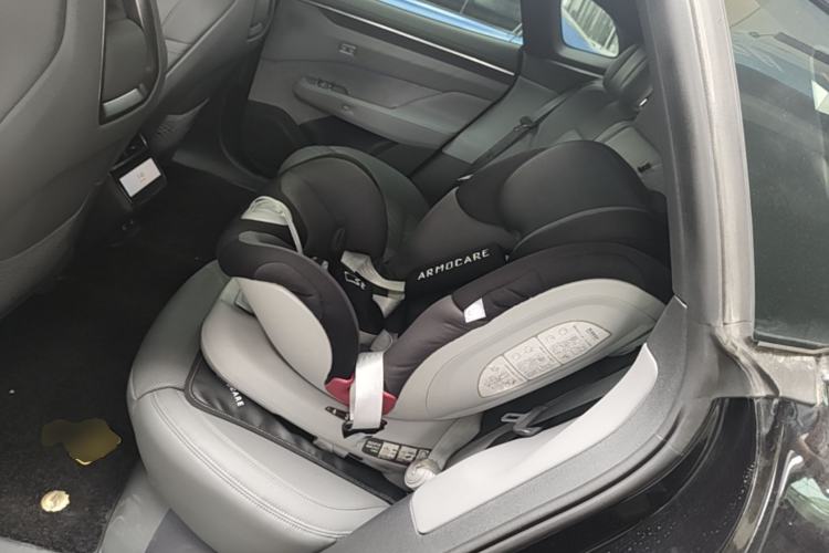 Used Zeekr 001 2024 ME Edition 100 kWh All-Wheel Drive Left Rear Seat