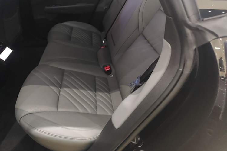 Used Zeekr 001 2024 WE Edition 100 kWh Rear-Drive Left Rear Seat