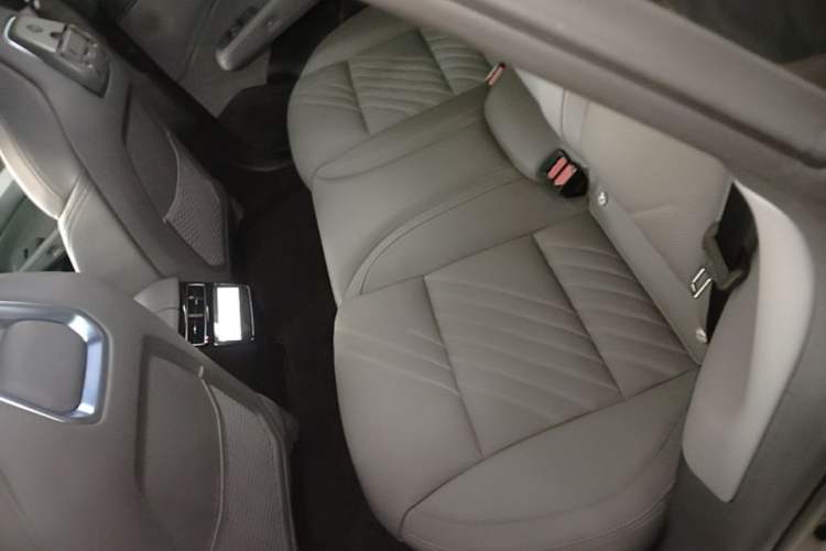Used Zeekr 001 2024 WE Edition 95 kWh All-Wheel Drive Left Rear Seat