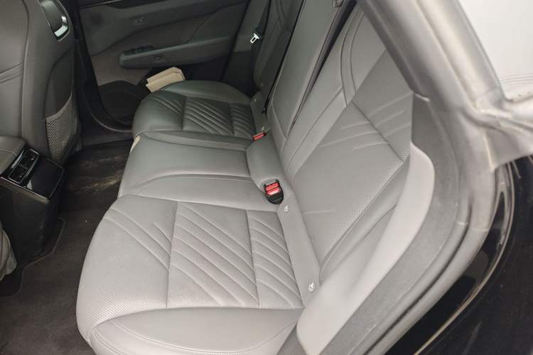 Used Zeekr 001 2024 WE Edition 95 kWh All-Wheel Drive Left Rear Seat