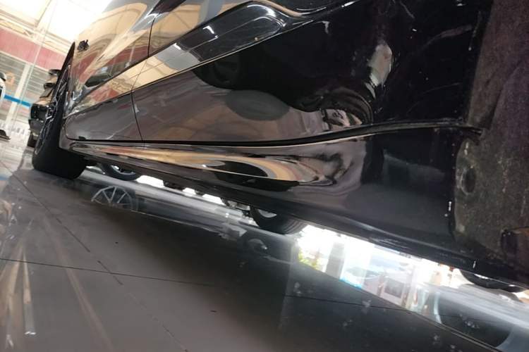 Used Zeekr 001 2024 ME Edition 100 kWh All-Wheel Drive Left Side Sill
