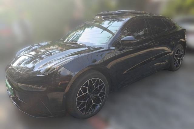 Zeekr 001 2024 ME Edition 100 kWh All-Wheel Drive مستعملة